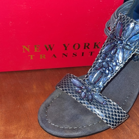 NEW YORK TRANSIT Embellished Cutout Wedges Snakeskin Print Stretch Ankle 8.5 New - Picture 7 of 14
